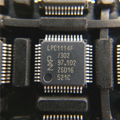 وحدة تحكم معالجات مضمنة وحدة تحكم MCU رقاقة IC LPC1114FBD48 / 302 LQFP48
