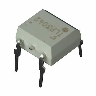 El SCR análogo del triac de los aisladores ópticos de IC del aislador de TLP3042SCF hizo salir